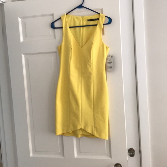 Zara Trafaluc Yellow Mini NWT size S - Picture 4 of 4